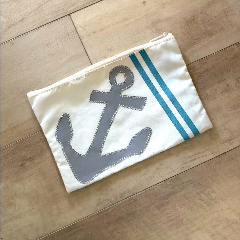 Sea Bags Anchor Clutch